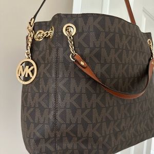 MICHAEL KORS LARGE SATCHEL BAG